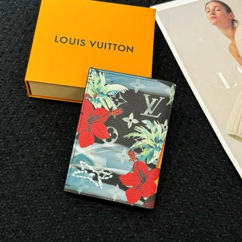 Snug Louis Vuitton Passport Holders 270454