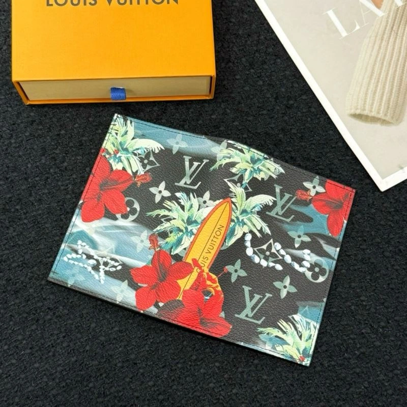 Snug Louis Vuitton Passport Holders 270454