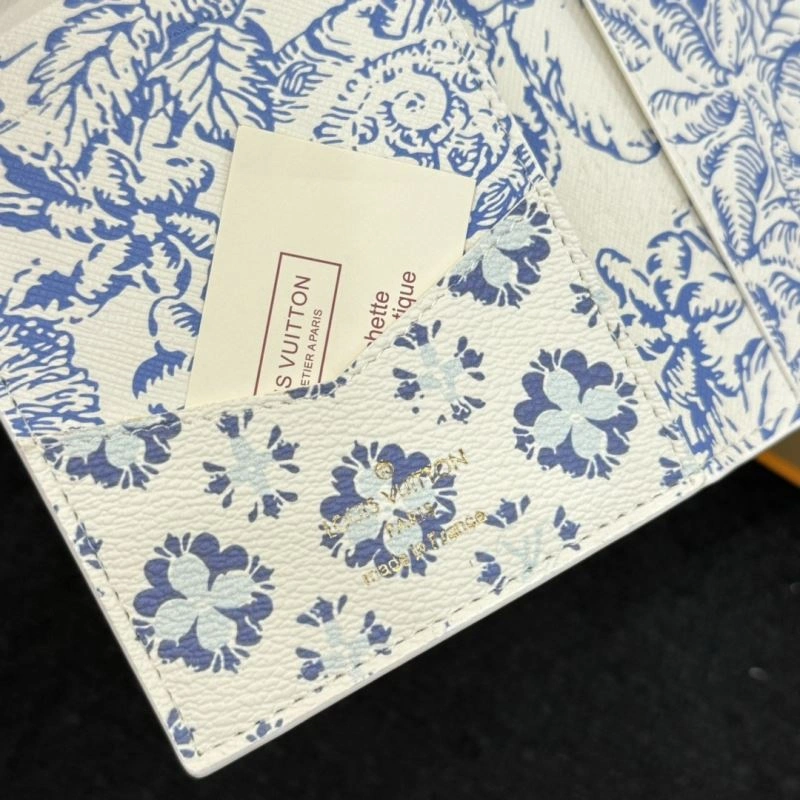 Louis Vuitton Passport Holders EyeCatching 270412