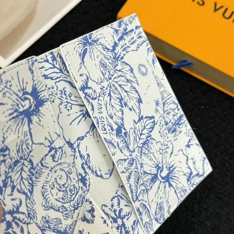 Louis Vuitton Passport Holders EyeCatching 270412