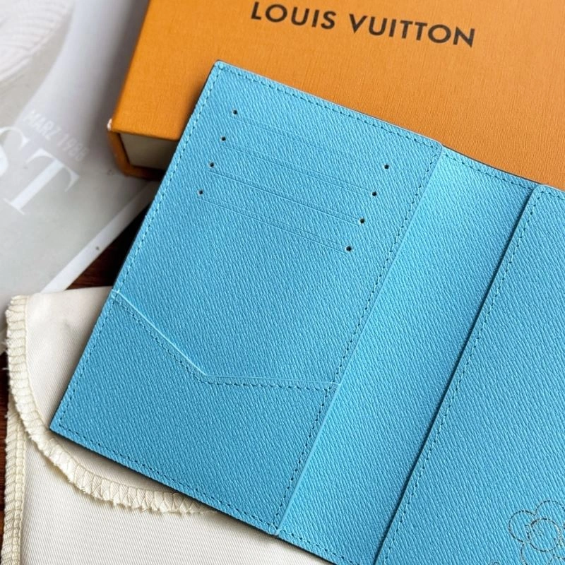 Packable Louis Vuitton Passport Holders 270448
