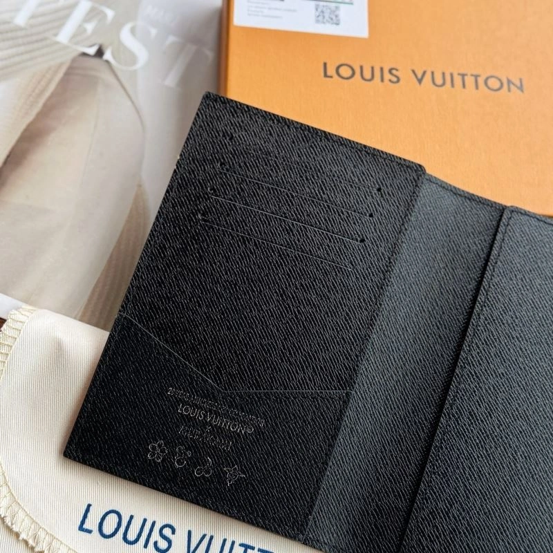 Louis Vuitton Passport Holders Unique 270443