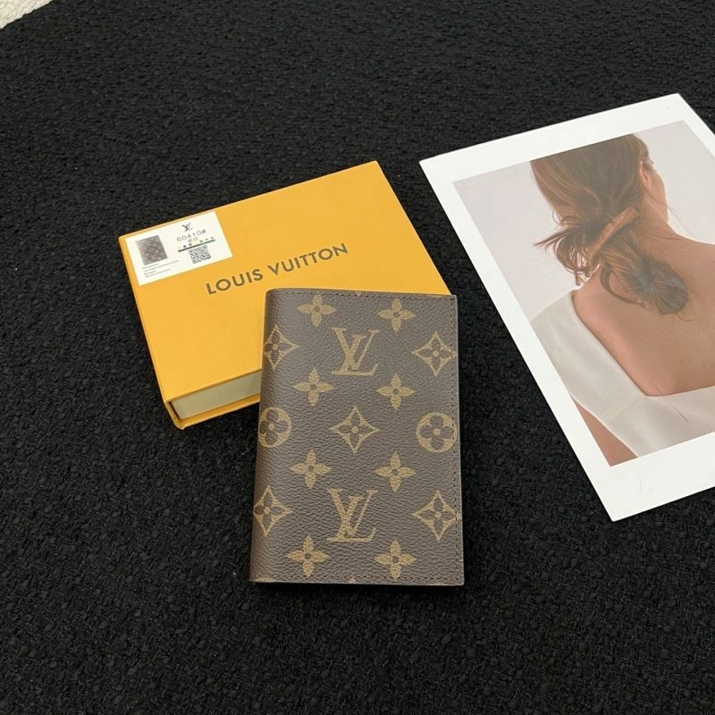 Louis Vuitton Passport Holders OnTrend 270438