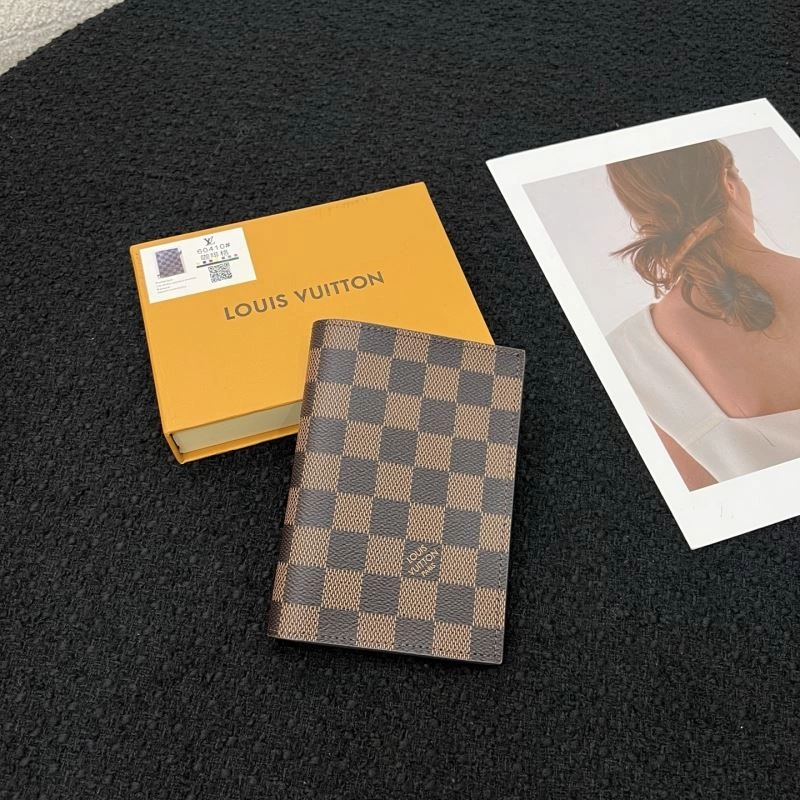 Louis Vuitton Passport Holders Durable 270432