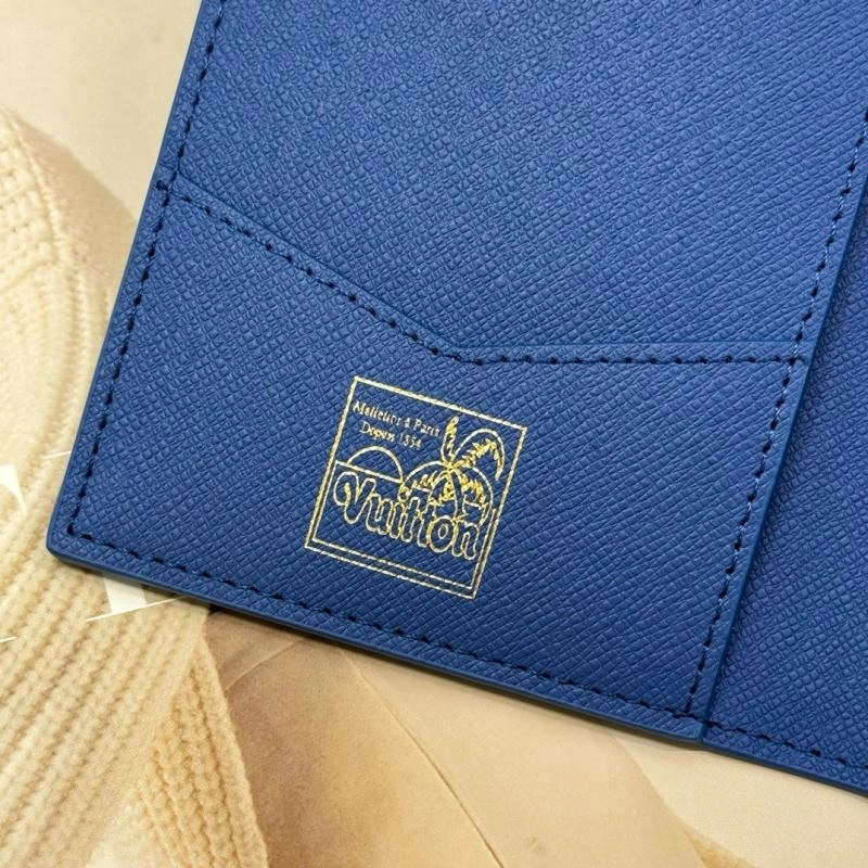 Resilient Louis Vuitton Passport Holders 270453