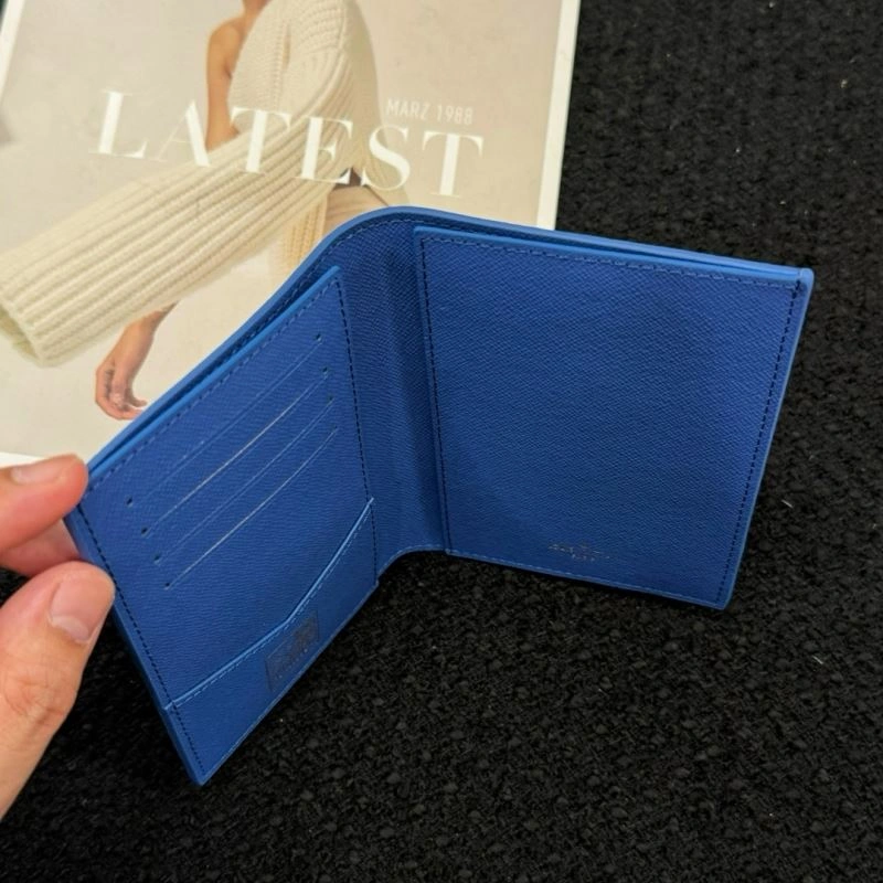 Resilient Louis Vuitton Passport Holders 270453