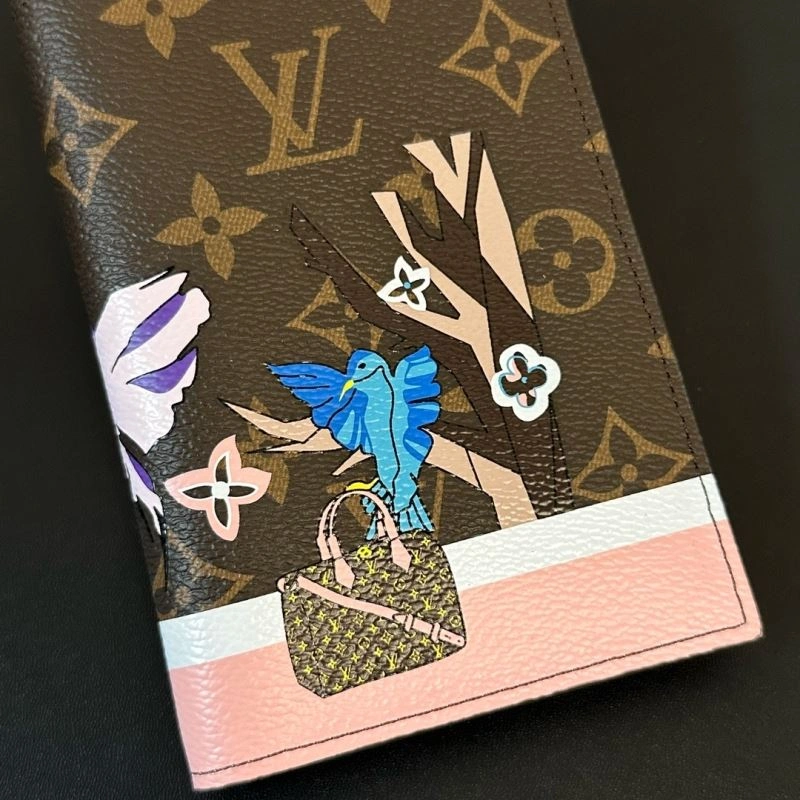 Durable Louis Vuitton Passport Holders 270450