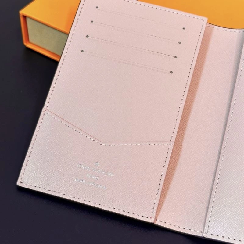Durable Louis Vuitton Passport Holders 270450