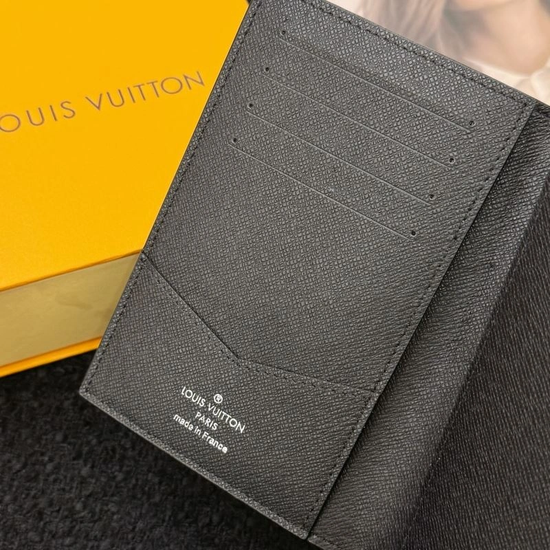 Louis Vuitton Passport Holders Breathable 270430