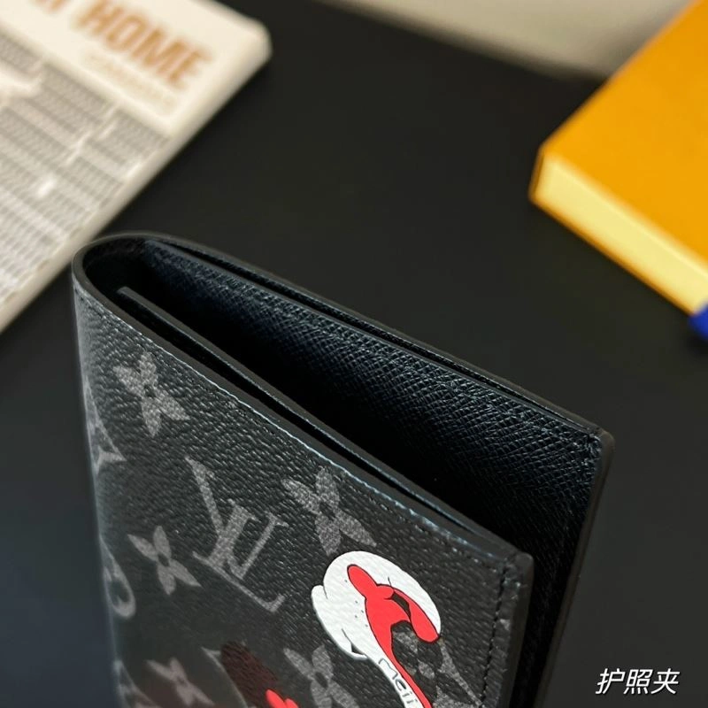 Louis Vuitton Passport Holders EasyMatch 270435