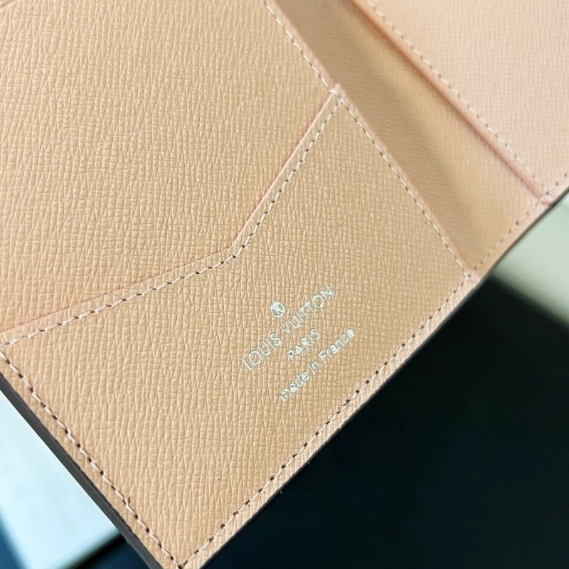 Louis Vuitton Passport Holders SmoothTexture 270431