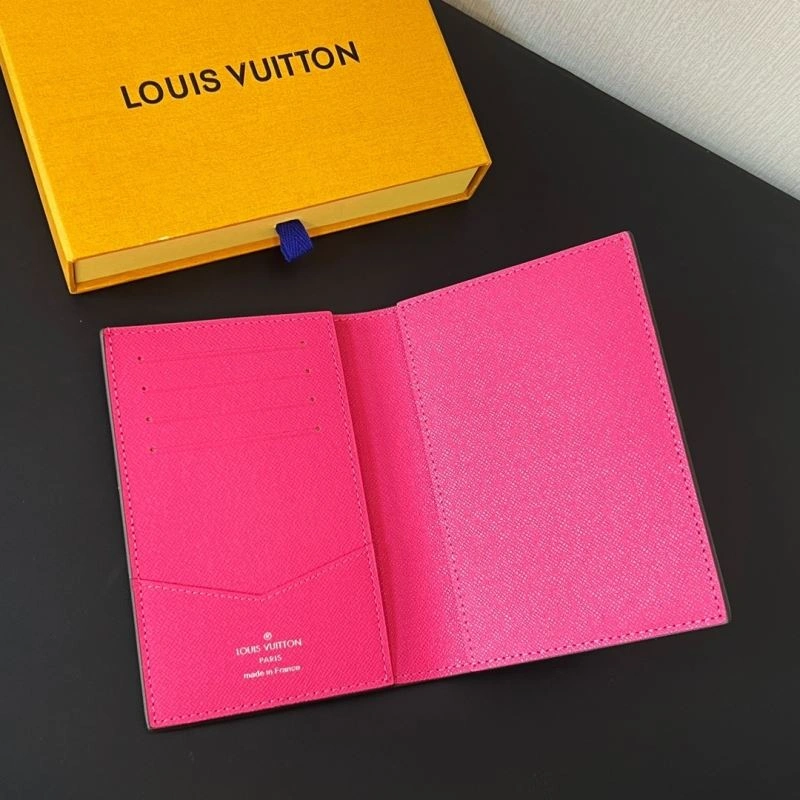 Louis Vuitton Passport Holders RelaxedFit 270446
