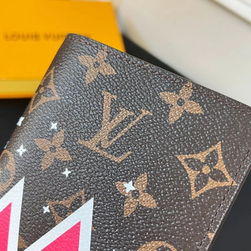 Louis Vuitton Passport Holders RelaxedFit 270446