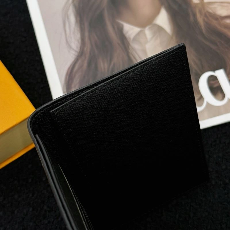 Louis Vuitton Passport Holders GoodFit 270420