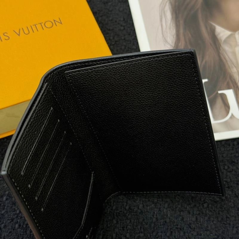 Lightweight Louis Vuitton Passport Holders 270417