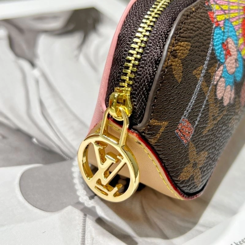 Minimalist Louis Vuitton Pencil Pouches 270585