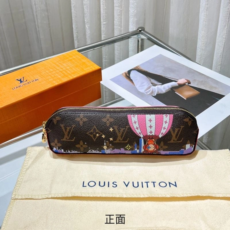 Elegant Louis Vuitton Pencil Pouches 270584