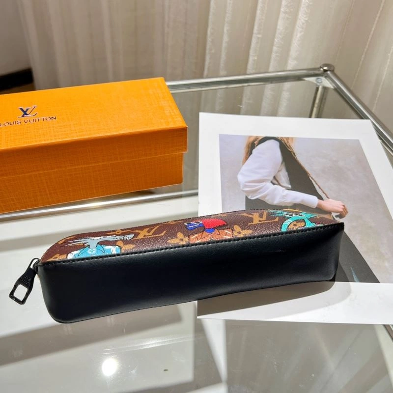 Louis Vuitton Pencil Pouches Unisex 270563