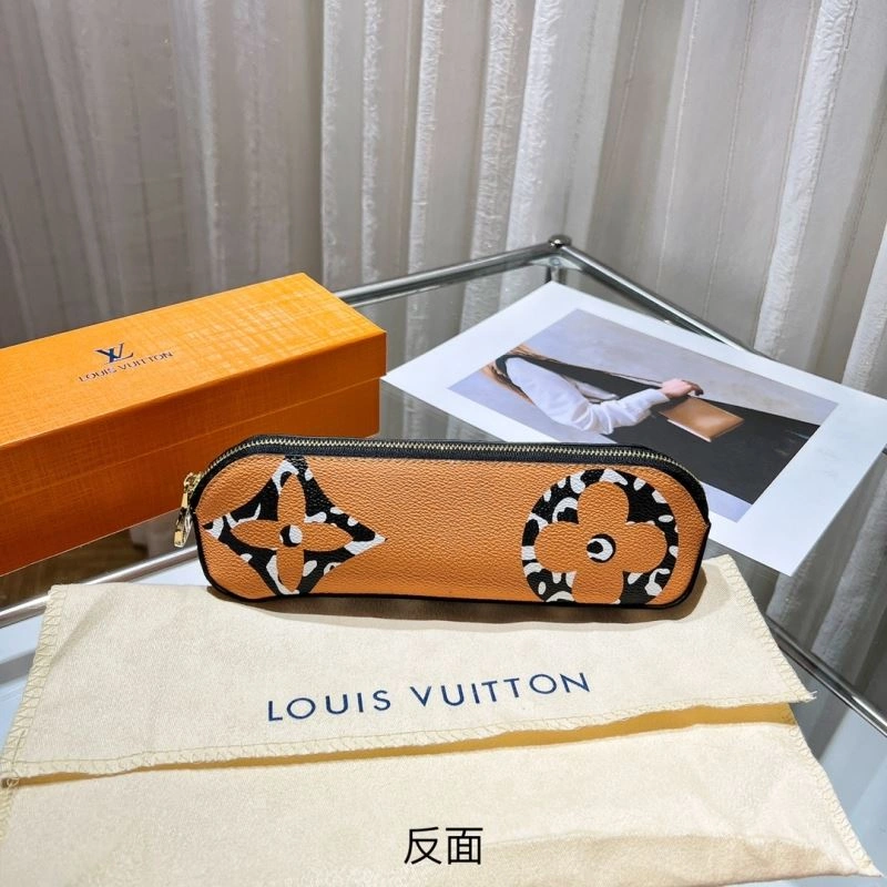 Louis Vuitton Pencil Pouches Cozy 270559