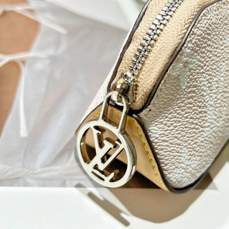 Flexible Louis Vuitton Pencil Pouches 270552