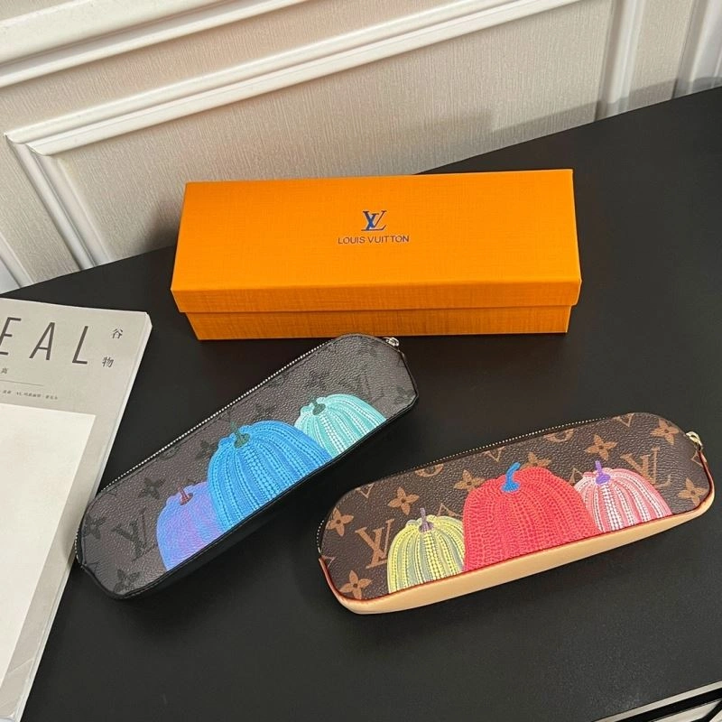 Louis Vuitton Pencil Pouches WeatherProof 270550