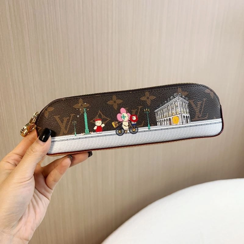 Chic Louis Vuitton Pencil Pouches 270541