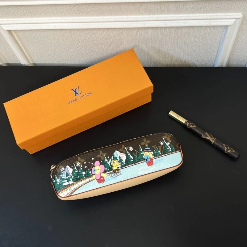Louis Vuitton Pencil Pouches Popular 270539