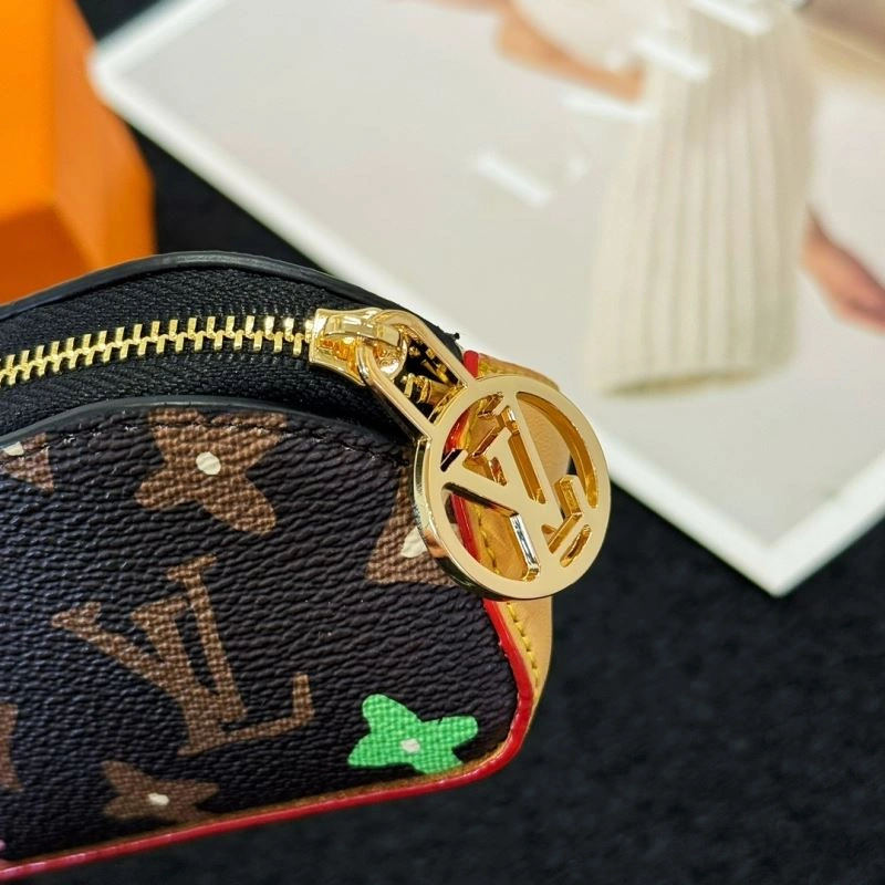 Snug Louis Vuitton Pencil Pouches 270537