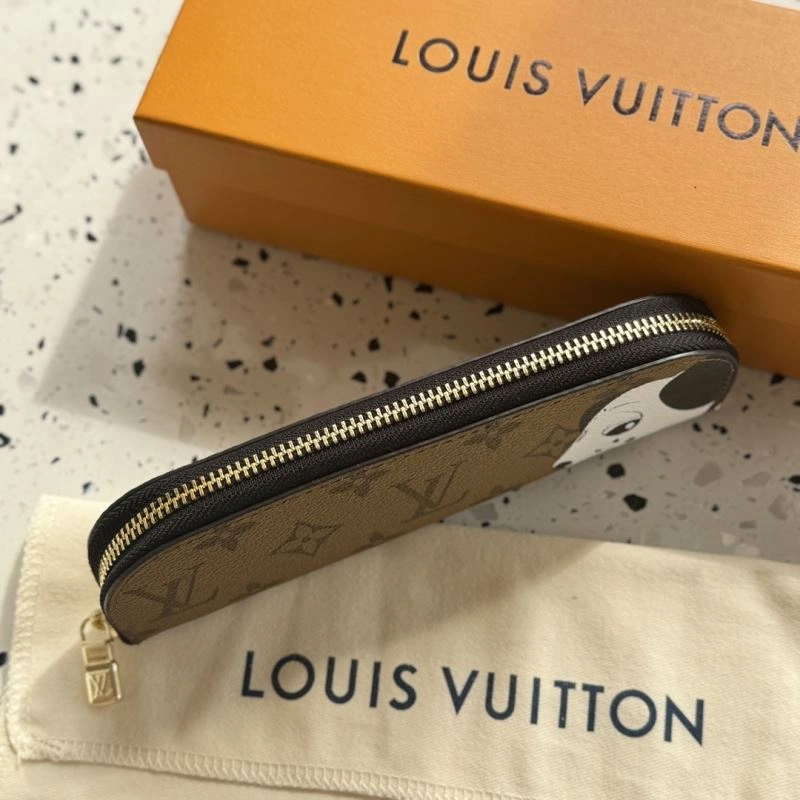 Tailored Louis Vuitton Pencil Pouches 270543