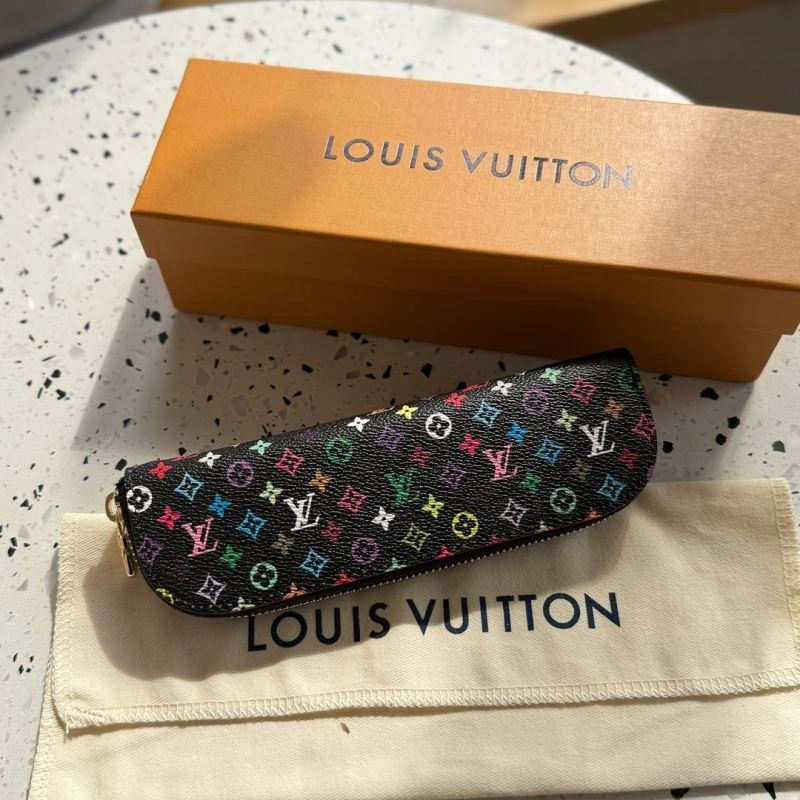 WaterResistant Louis Vuitton Pencil Pouches 270512