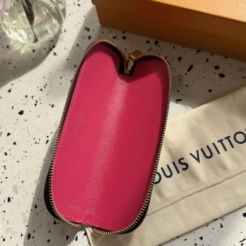 WaterResistant Louis Vuitton Pencil Pouches 270512