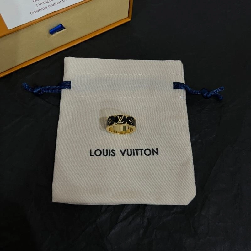 Louis Vuitton Rings Durable 251360