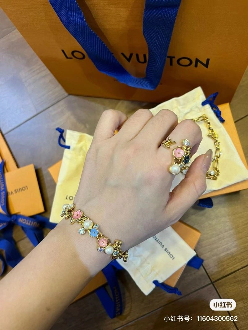 SunProtective Louis Vuitton Rings 251629
