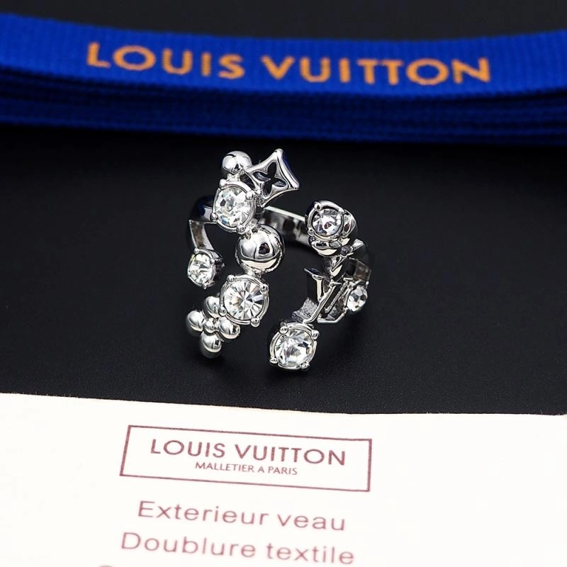 Refined Louis Vuitton Rings 251611