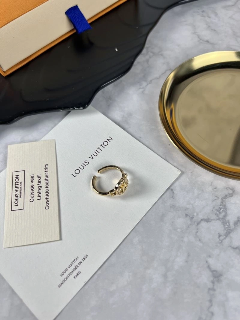SoftTouch Louis Vuitton Rings 251596