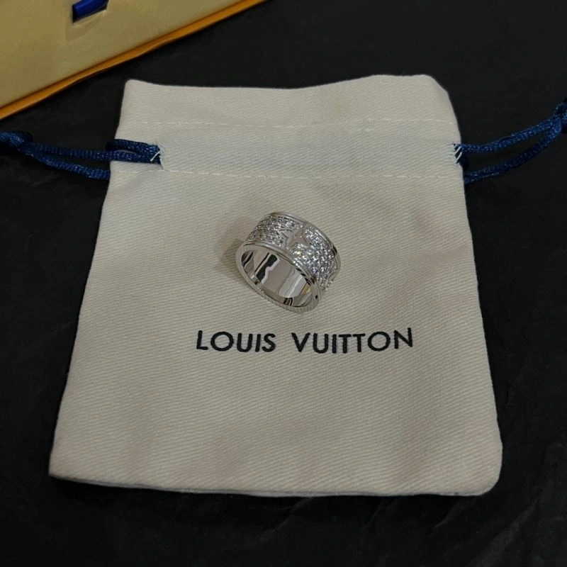Popular Louis Vuitton Rings 251610