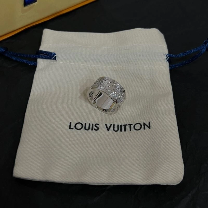 Popular Louis Vuitton Rings 251610