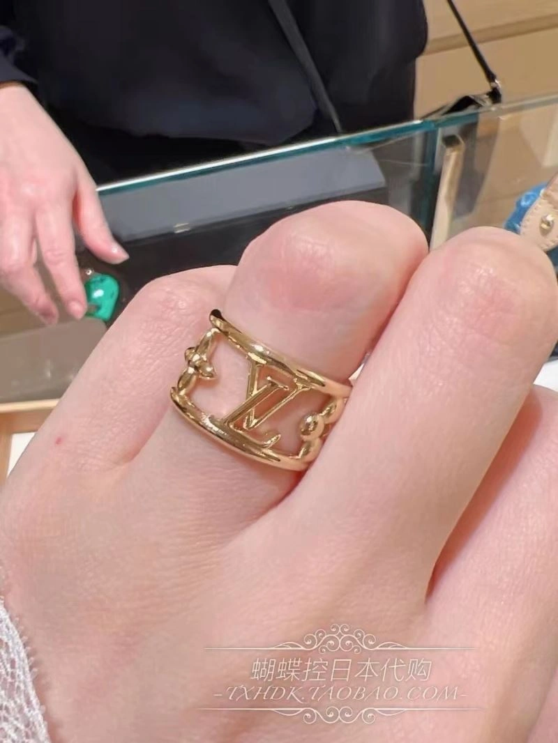 OdorResistant Louis Vuitton Rings 251599