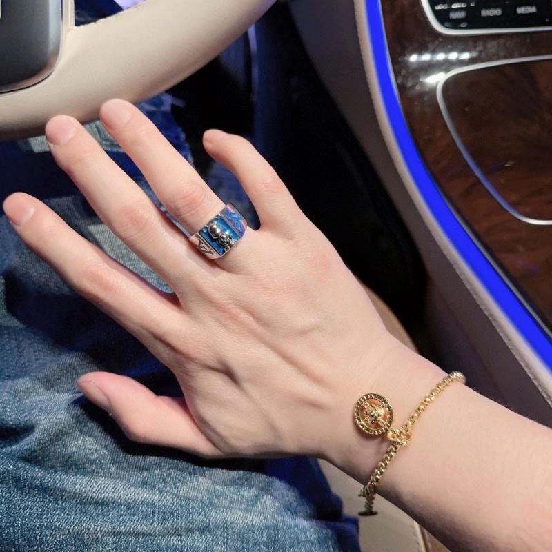 Cozy Louis Vuitton Rings 251452