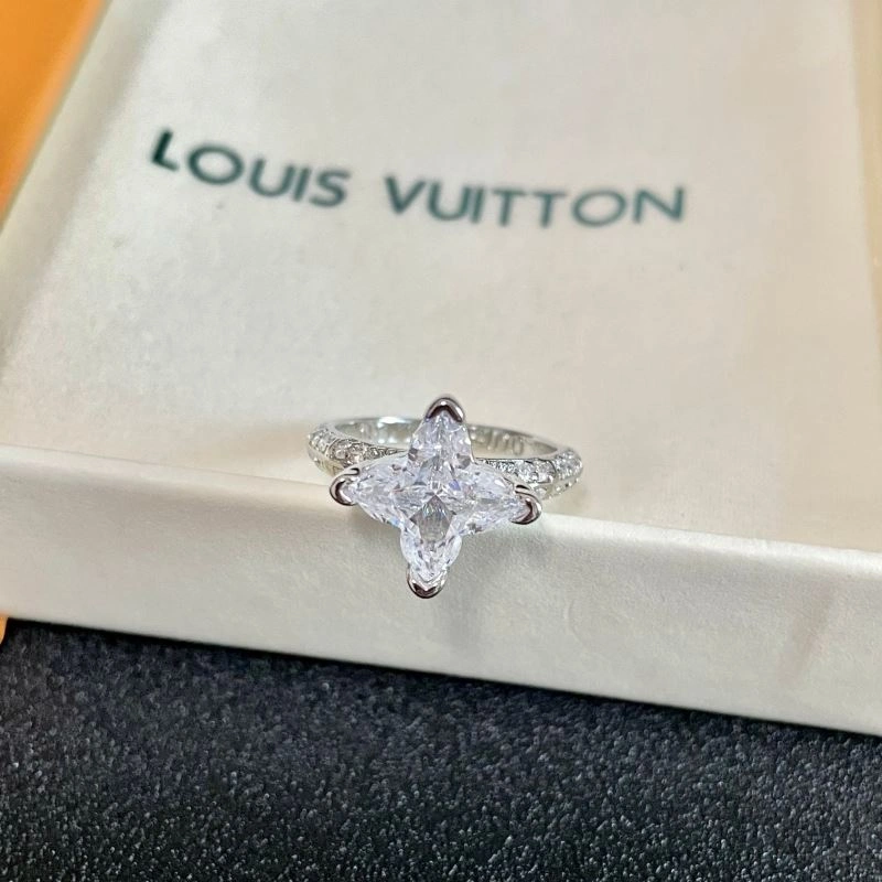 Supportive Louis Vuitton Rings 251010