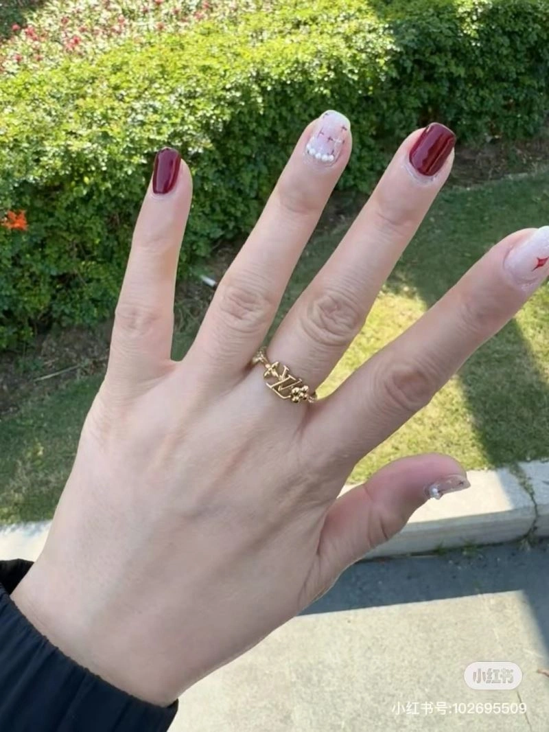 Compact Louis Vuitton Rings 251003