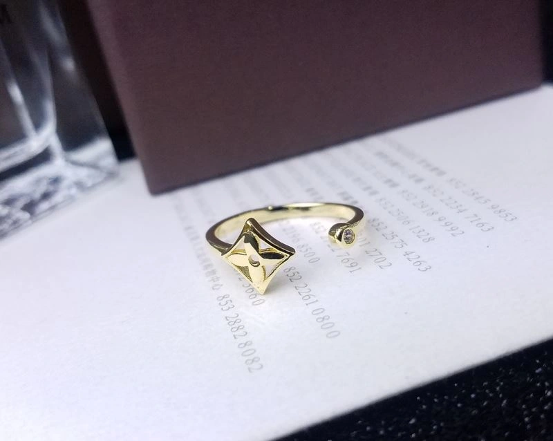 Timeless Louis Vuitton Rings 250999