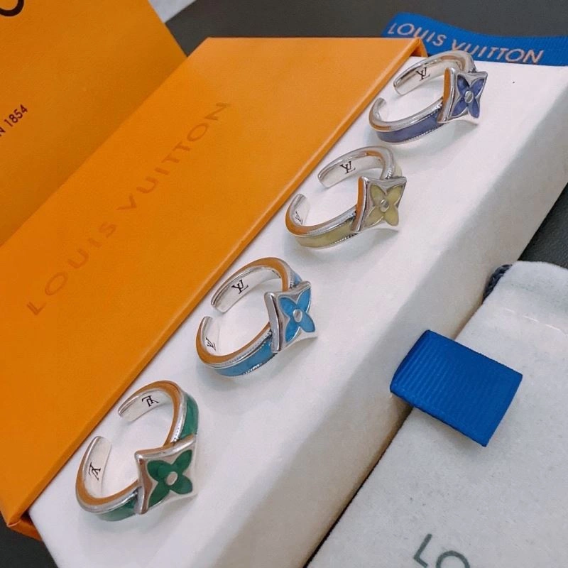 Louis Vuitton Rings Snug 250331