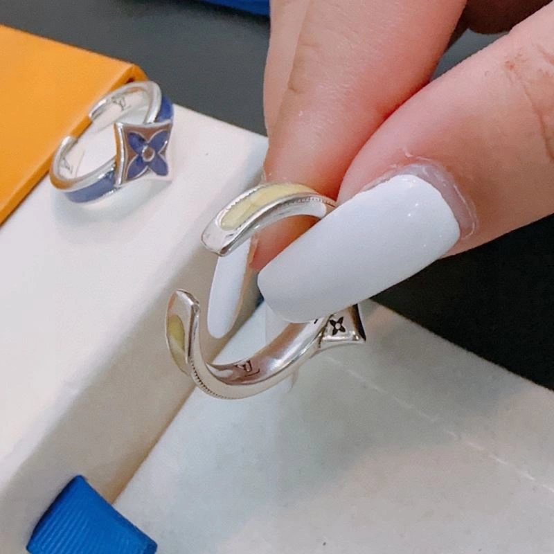 Louis Vuitton Rings Snug 250331
