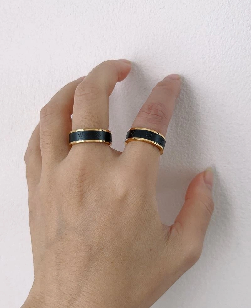 Breathable Louis Vuitton Rings 250343