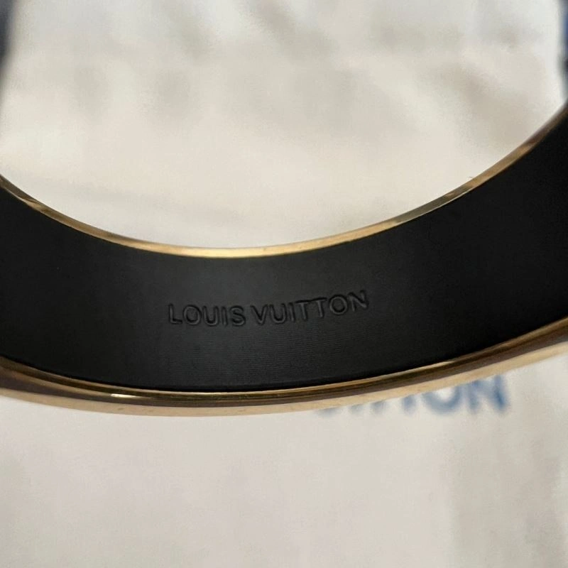 Breathable Louis Vuitton Rings 250343