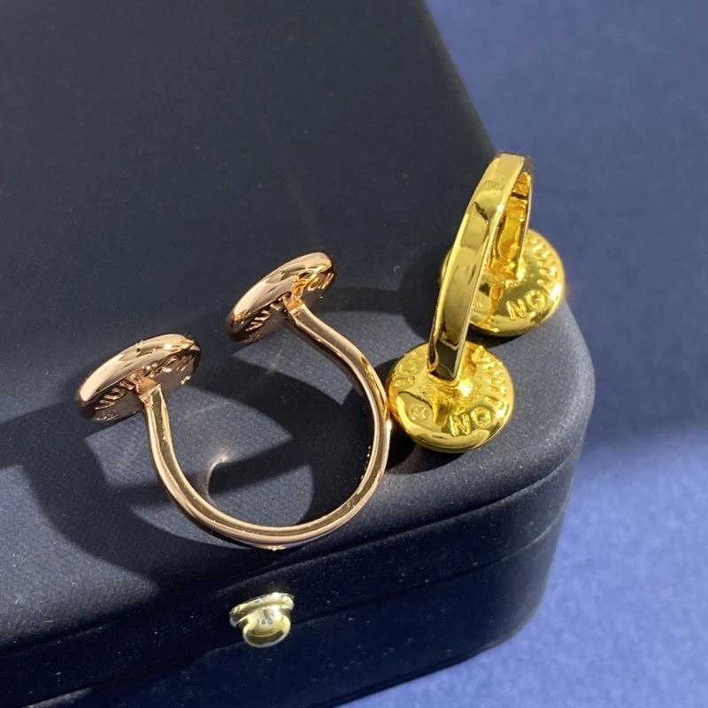 Functional Louis Vuitton Rings 250328