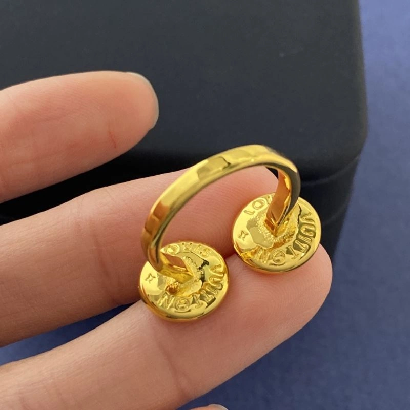 Functional Louis Vuitton Rings 250328
