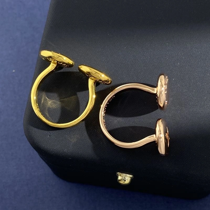 Functional Louis Vuitton Rings 250328