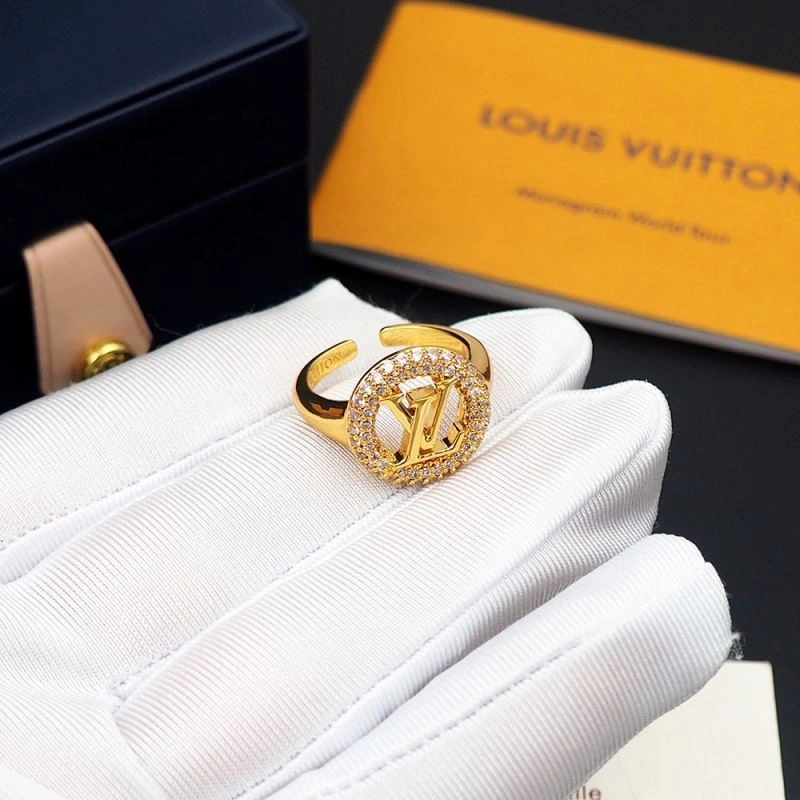 Fashionable Louis Vuitton Rings 249973